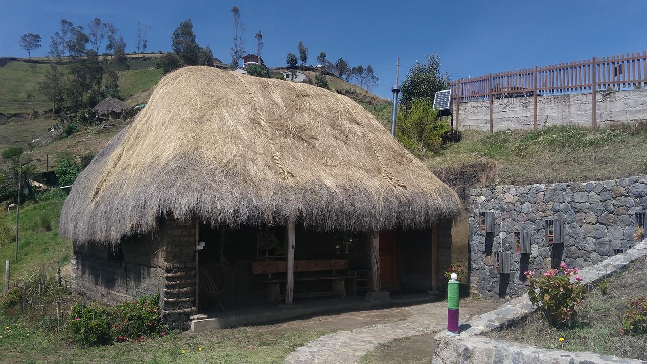 Вілла Turismo Comunitario La Esperanza Hacienda Colta Екстер'єр фото